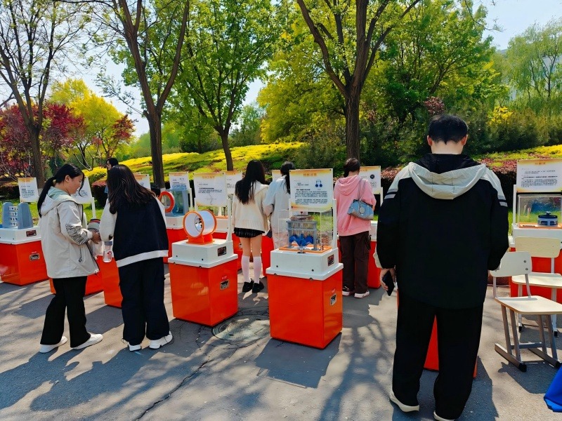 “锦绣河山”大学生体育文化艺术节：“科技大篷车进校园”活动点燃师生科学热情